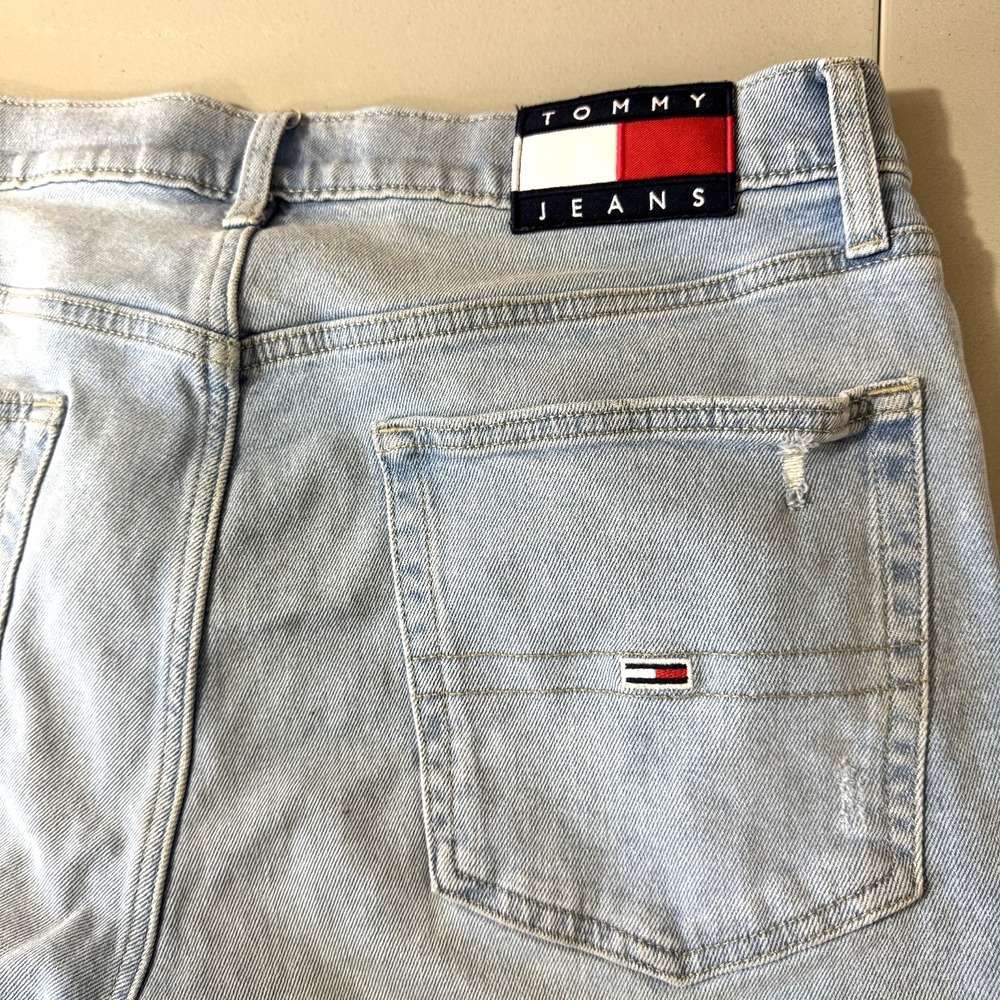 Tommy Hilfiger Tommy Jeans Distressed Big Patch Spell Out Denim Shorts Jorts 36